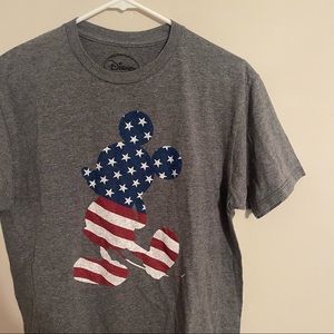 Disney/Mickey mouse American Flag t shirt